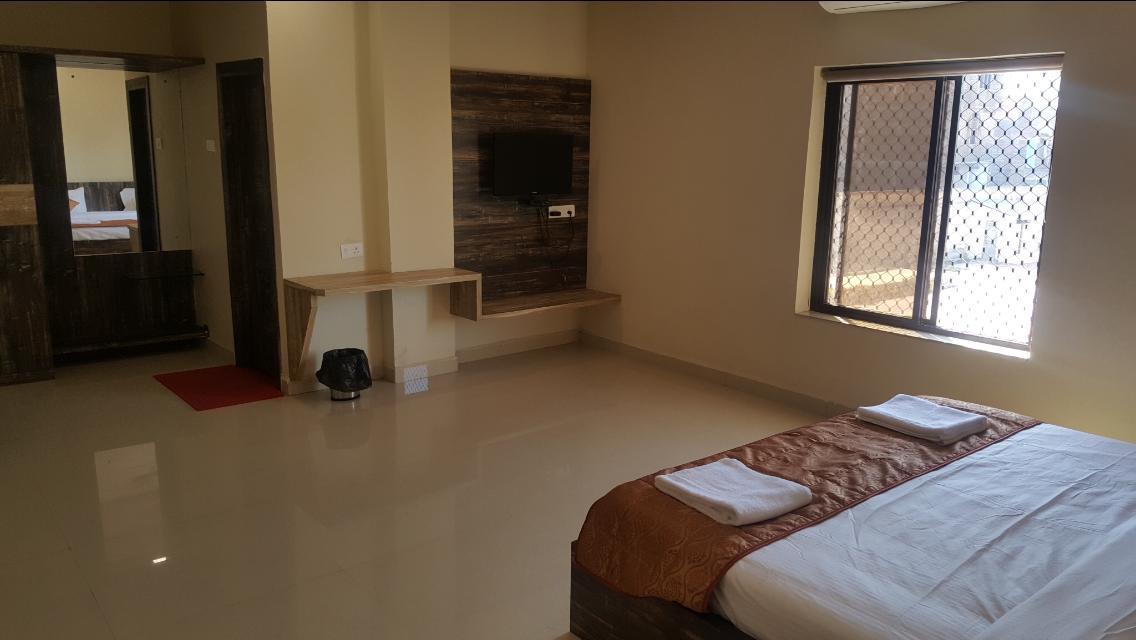 Hotel Shehnai Garden Khurai 外观 照片